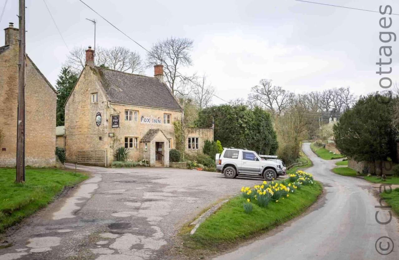 Shenley Villa Broadwell  ภายนอก รูปภาพ
